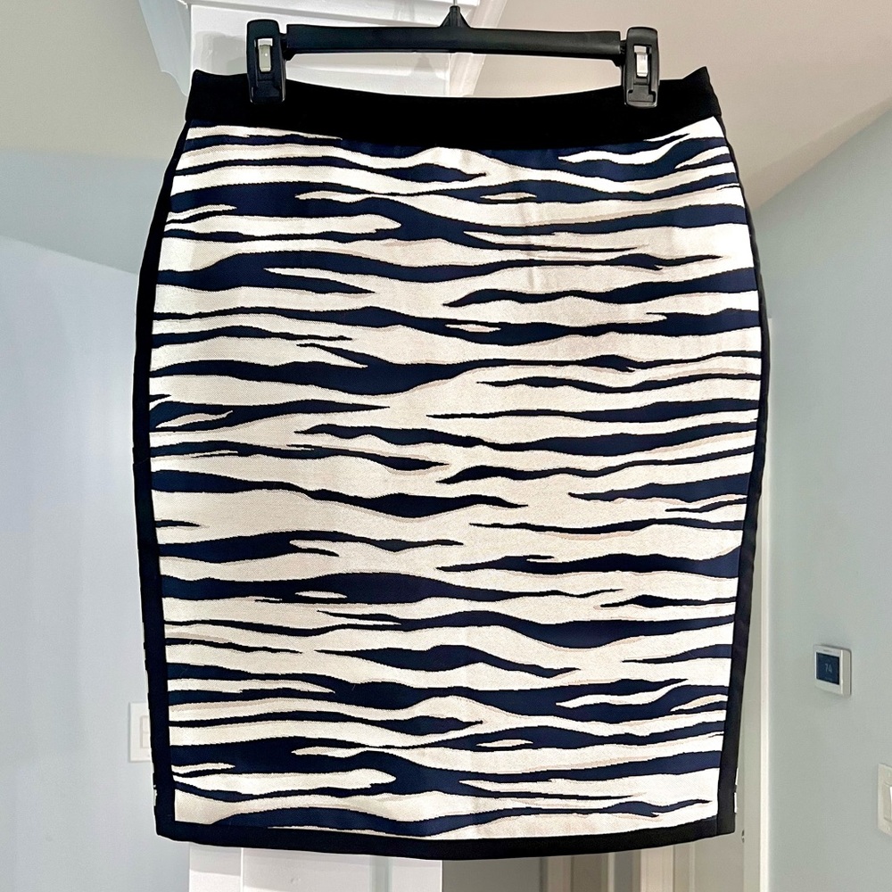 Ann Taylor Black, Navy and Off-White Zebra Striped Pencil Skirt. Worn once.